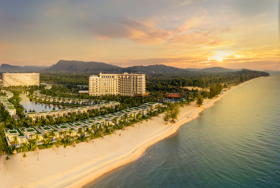 Mövenpick Resort Waverly Phú Quốc