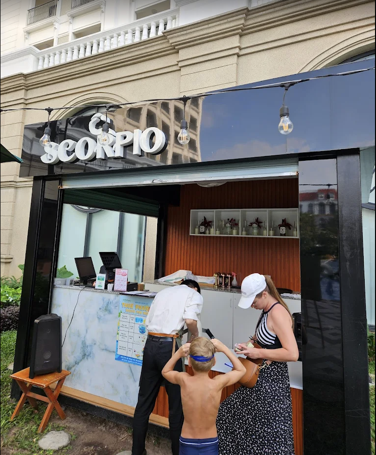 Scorpio Bar – quán bar tại VinHolidays Fiesta Phú Quốc