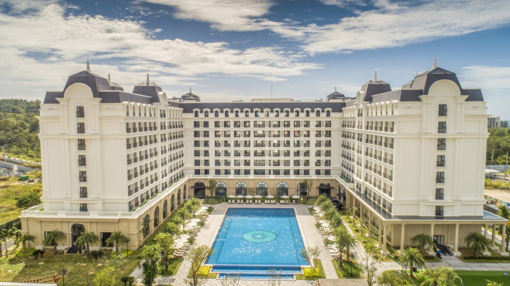Cụm khách sạn thuộc Corona Resort & Casino Phú Quốc tại Bãi Dài