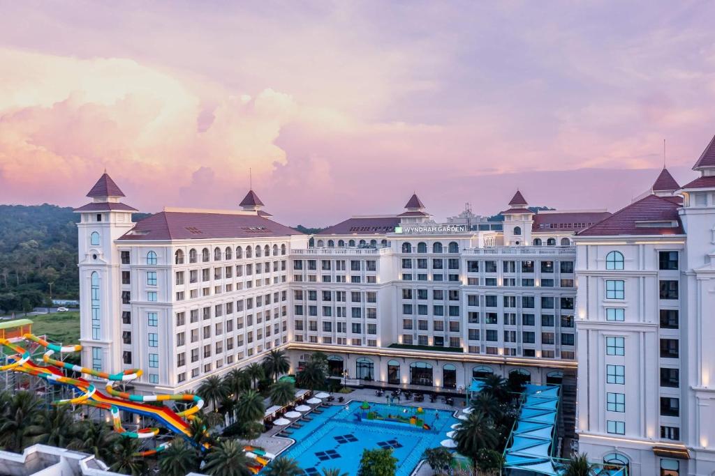 Wyndham Garden GrandWorld Phú Quốc