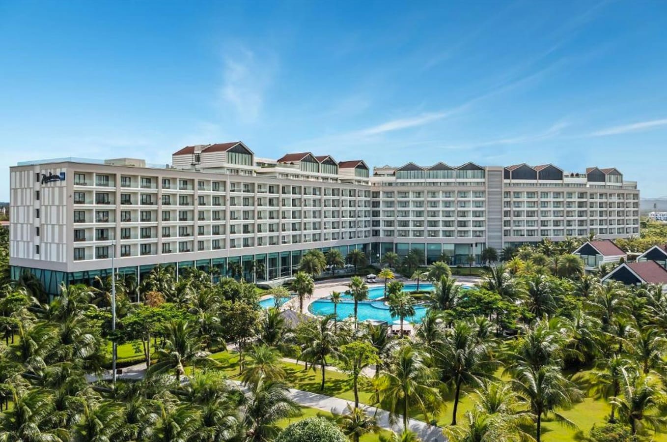 Toàn cảnh Radisson Blu Phú Quốc