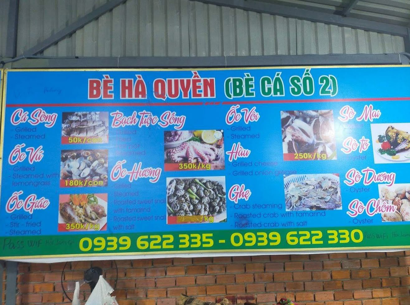 Menu tại quán đa dạng với giá cả hợp lý