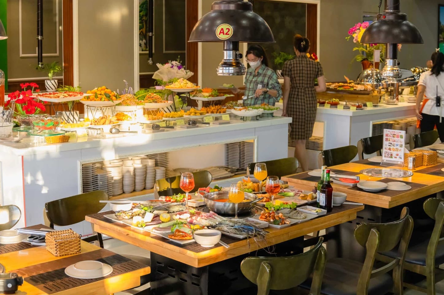 Sun Việt Restaurant với nhiều món ăn đa dạng 