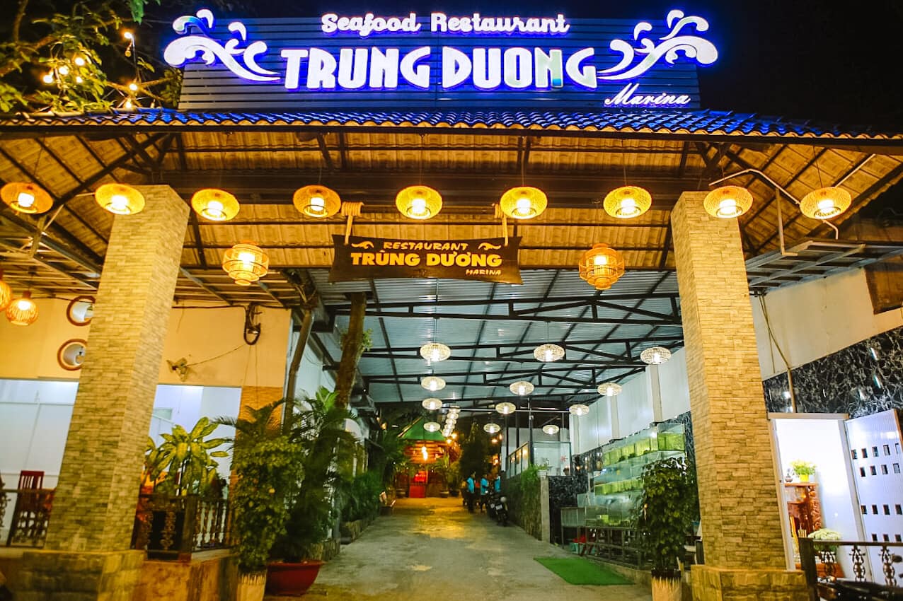 Trung Duong Marina Restaurant in Phu Quoc is centrally located in the town, making it convenient to access.