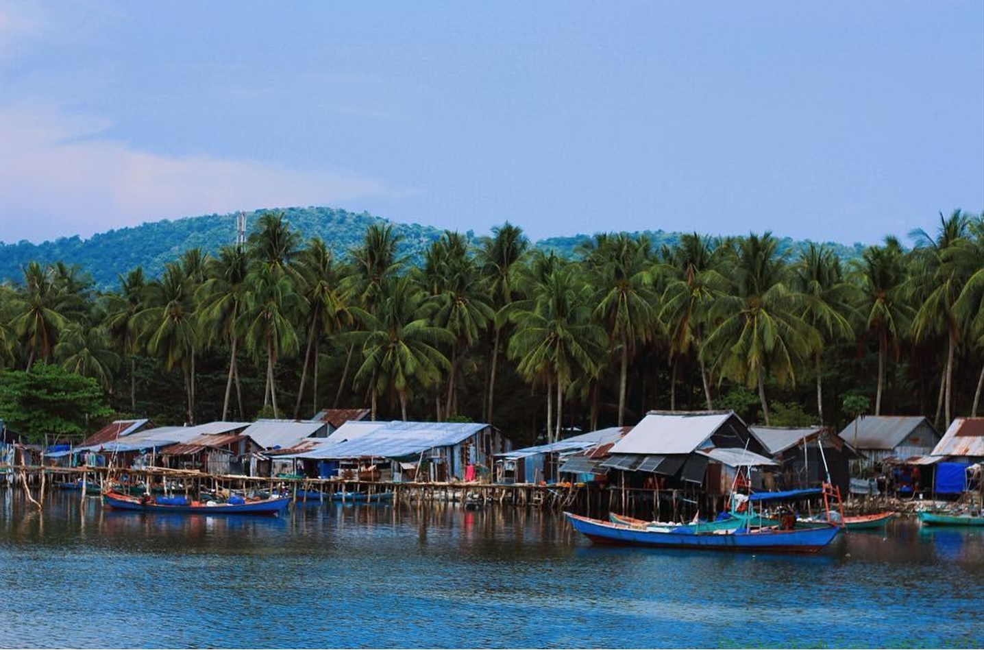 Vẻ đẹp bình dị nơi làng chài Rạch Tràm