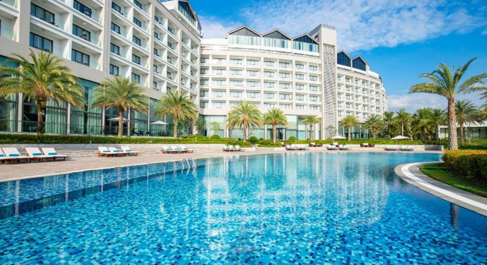 Không gian sang trọng chuẩn 5 sao tại Radisson Blu Resort