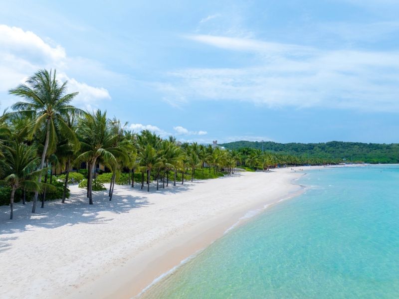 Explore Khem Beach with nearby Corona Casino Phu Quoc