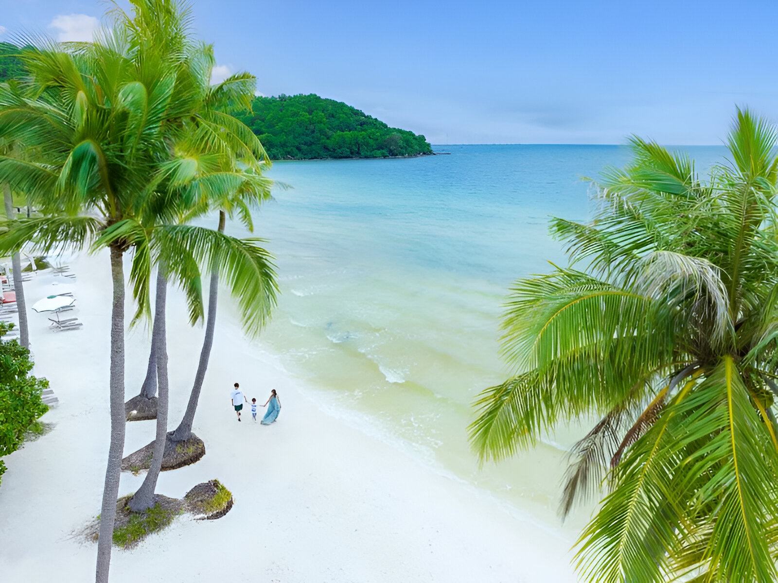 The dry season from November to April is the best time to visit Phu Quoc Corona Casino Phu Quoc