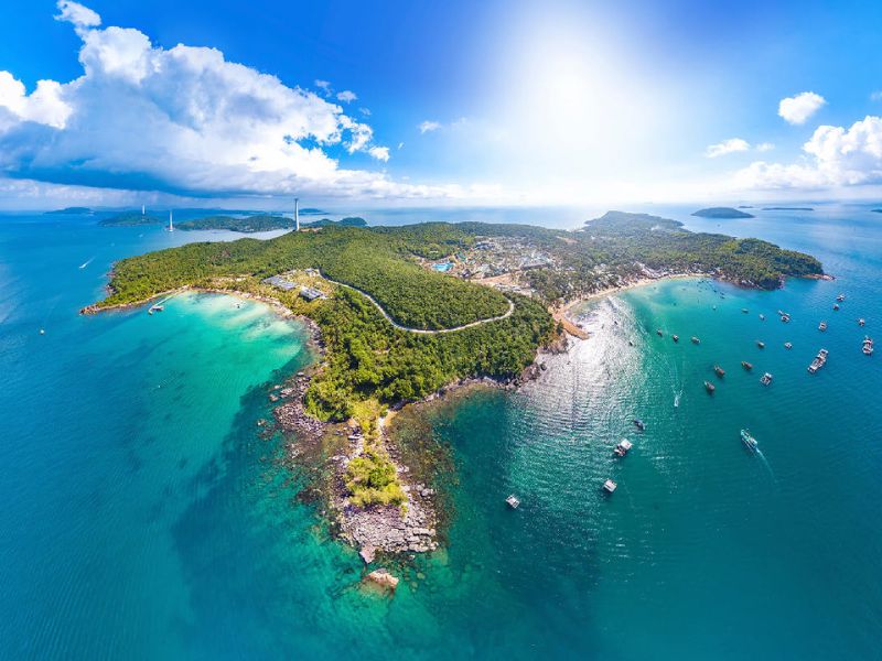 How to Reach Phu Quoc from International Destinations near Corona Casino Phu Quoc?