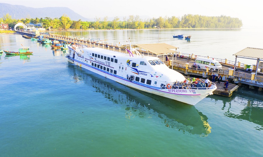 How to get to Phu Quoc by ferry near Corona Casino Phu Quoc