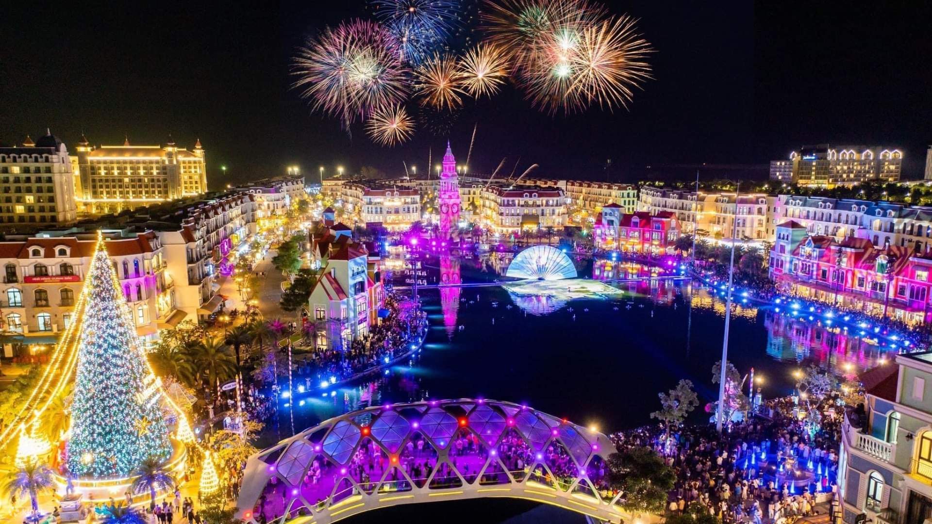 Grand World turns into a lively 24/7 city after sunset, with illuminated canals, art installations, and vibrant night energy