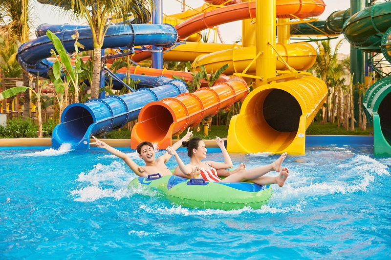 Guide to Must-Do Activities Inside the Water Park and visit Corona Casino Phu Quoc
