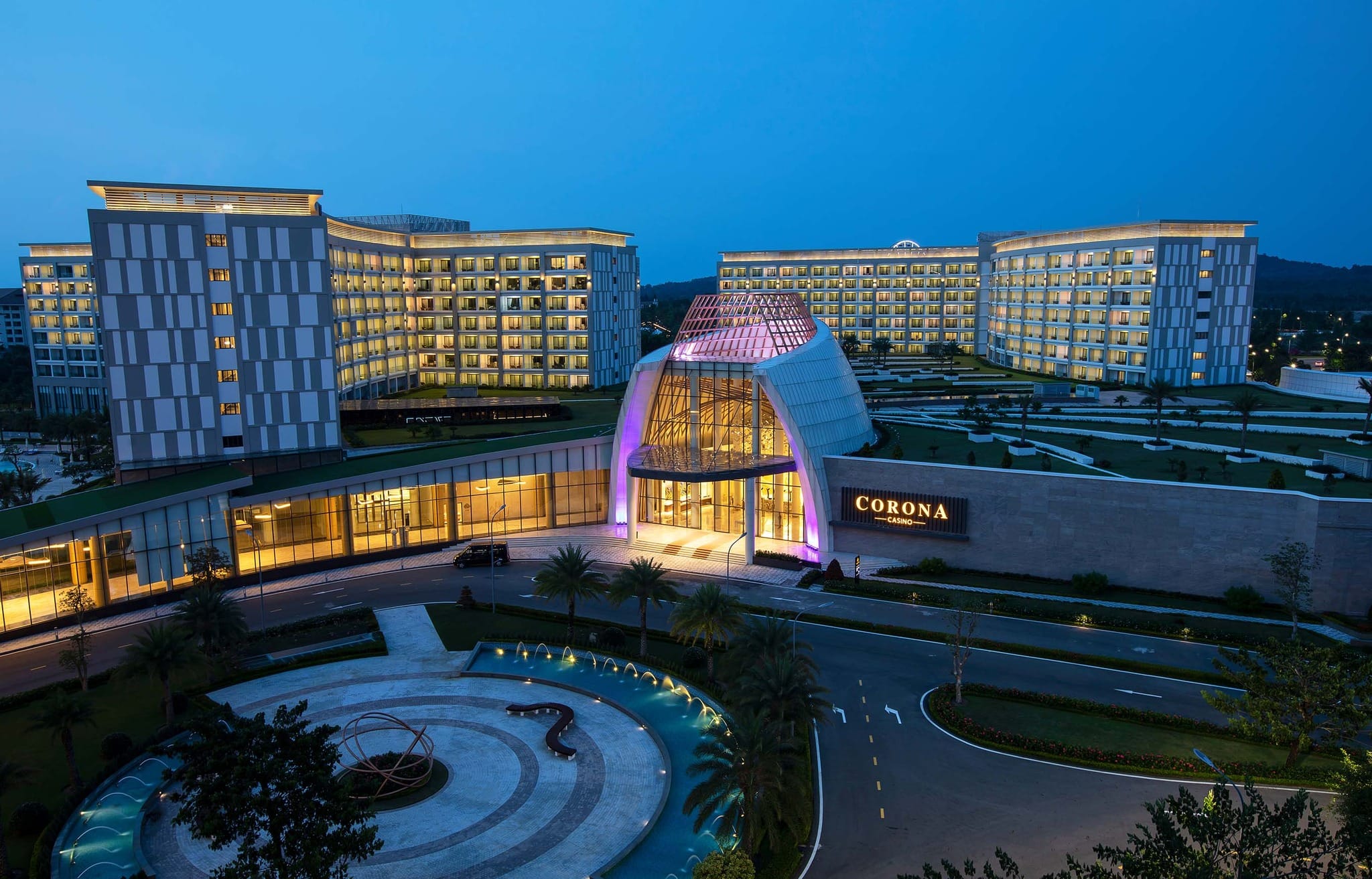 Luxurious accommodations at Corona Resort & Casino Phu Quoc for a romantic and relaxing holiday