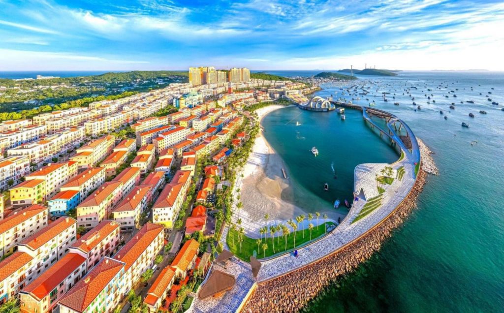 Explore the Mediterranean-Inspired Streets of Sunset Town