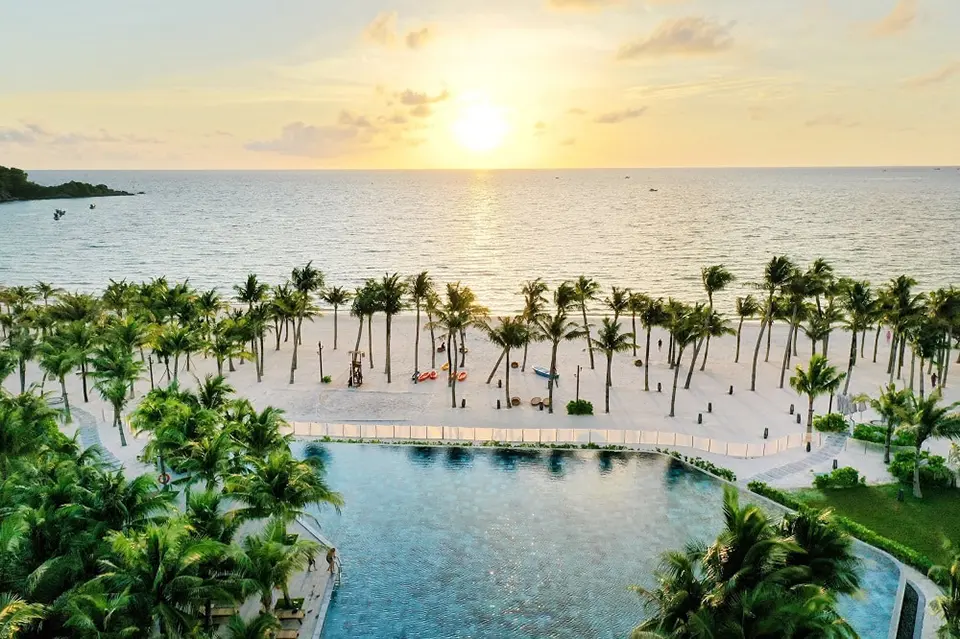 Luxury accommodations near Khem Beach, shared by Corona Casino Phu Quoc