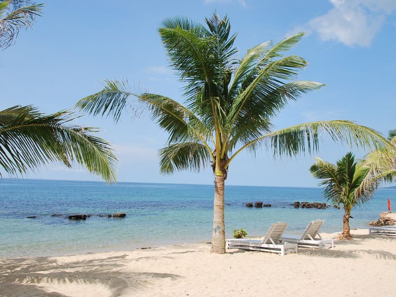 How to enjoy Ong Lang Beach to the fullest close to Corona Casino Phu Quoc