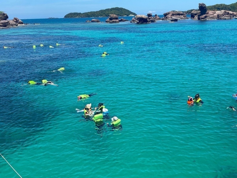 Pleasant April weather in Phu Quoc enhances island fun and leisure experiences close to Corona Casino Phu Quoc.