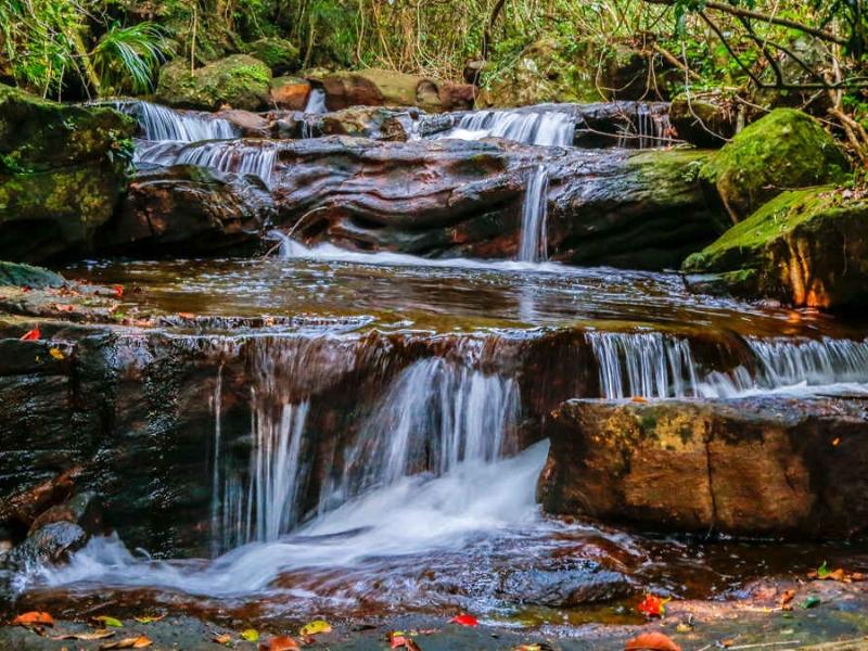 October weather in Phu Quoc enhances the natural beauty of Tranh Stream’s waterfalls near Corona Casino Phu Quoc.