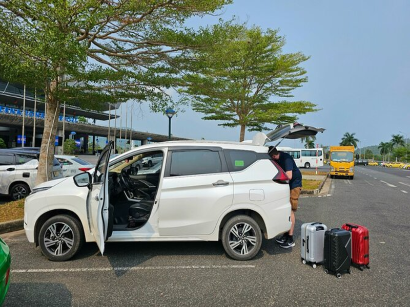 The convenience of a premium Car Rental With Driver in Phu Quoc for exploring the island and visiting Corona Casino Phu Quoc