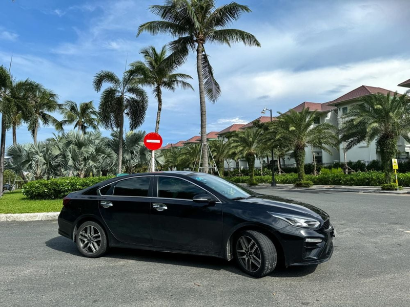 A quote for Standard 4 seater sedans answering How Much Does Car Rental in Phu Quoc Cost for guests of Corona Casino Phu Quoc
