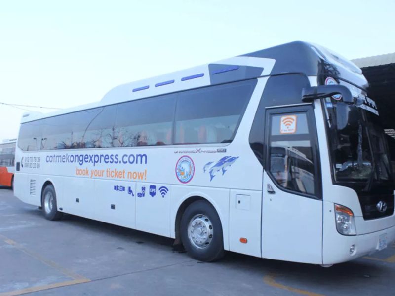 An informative graphic displaying bus and ferry travel options from the mainland to the world-class Corona Casino Phu Quoc area