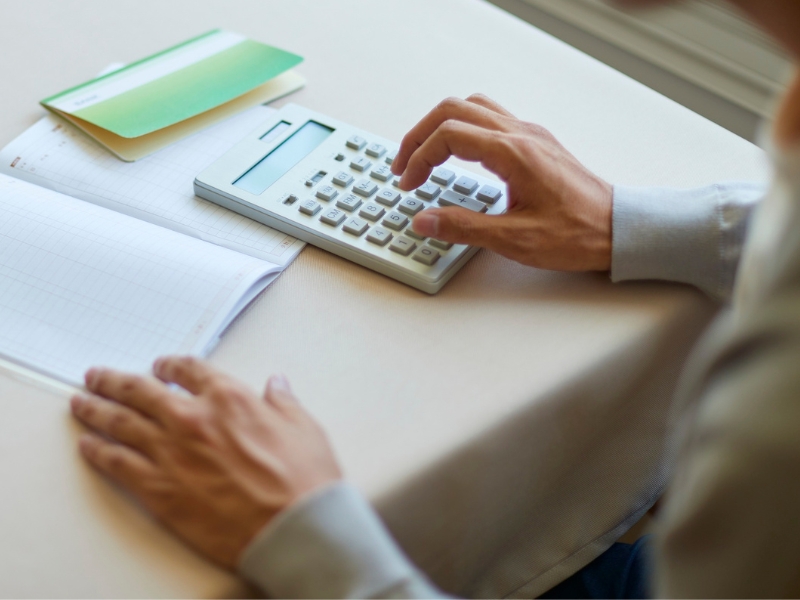 A professional guide explaining how to choose the route that balances travel time comfort and overall transportation budget when visiting Corona Casino Phu Quoc