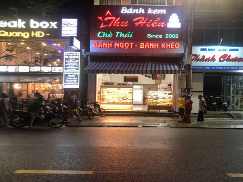 Thưởng thức bánh khéo từ tiệm bánh Thu Hiền là địa chỉ được nhiều thực khách lựa chọn khi đang có kỳ nghỉ tại Corona Casino Phú Quốc.