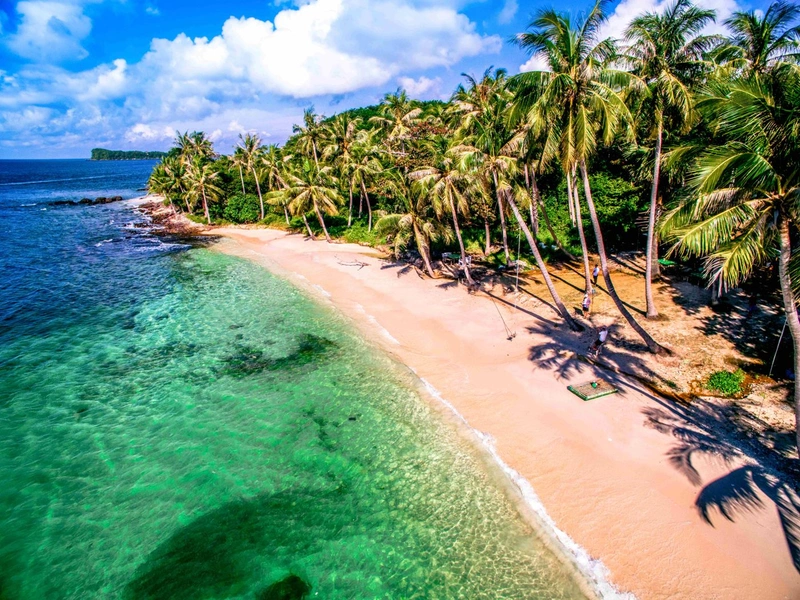 White sand Phu Quoc beach making it worth visiting near Corona Resort & Casino Phu Quoc