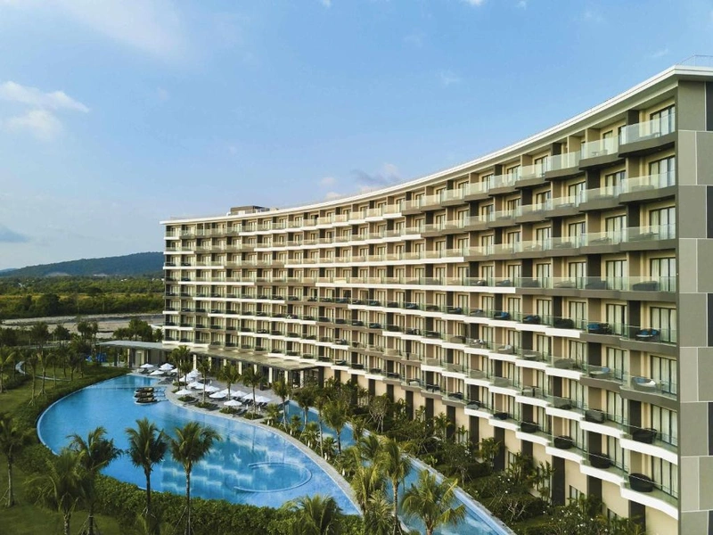 Mövenpick Phu Quoc garden villa with direct beach access and Swiss-inspired Vietnamese interior design, a beautiful alternative to stay near Corona Resort & Casino Phu Quoc